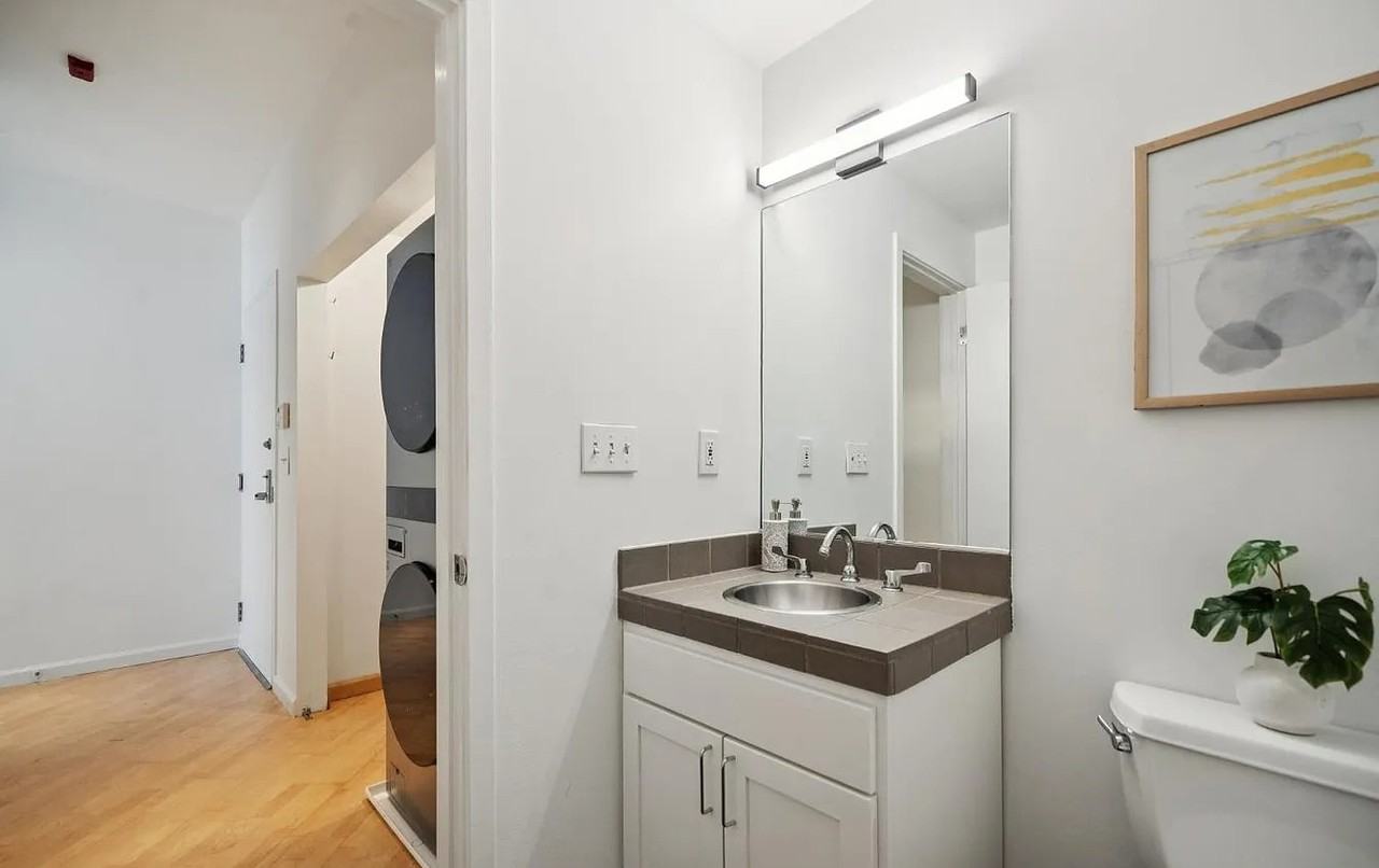 3118 18th St #6 - Photo 3 of 25