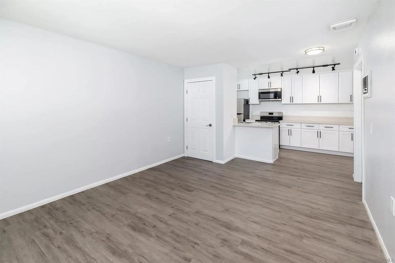 6738 University Ave - Photo 4 of 5