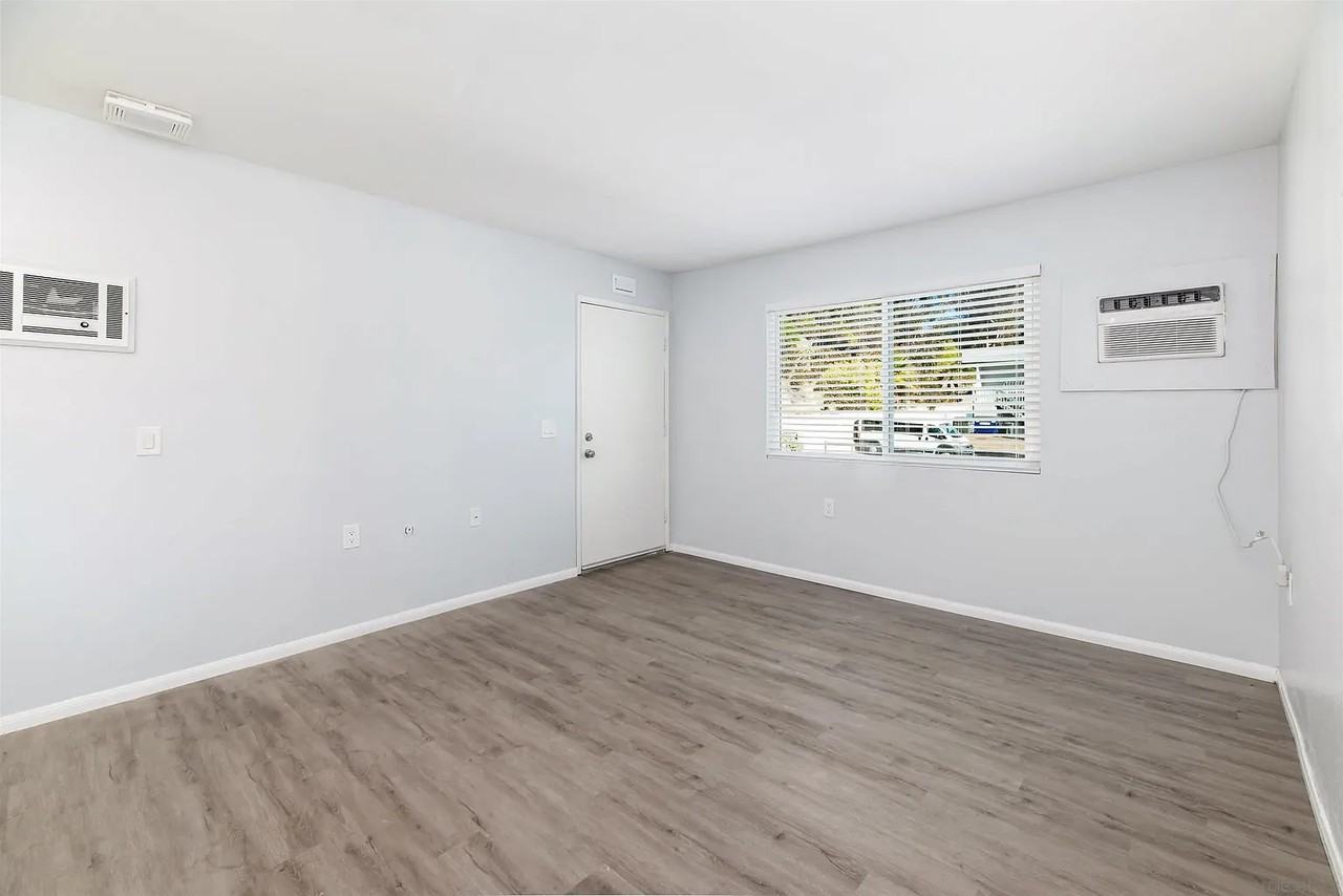 6738 University Ave - Photo 5 of 5