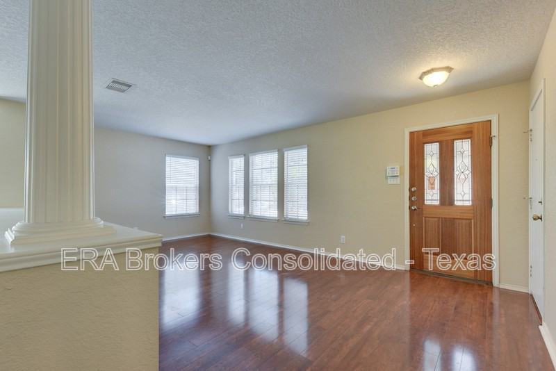 16734 Basin Oak - Photo 3 of 35