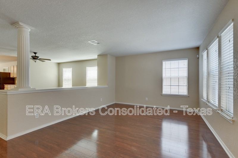 16734 Basin Oak - Photo 4 of 35