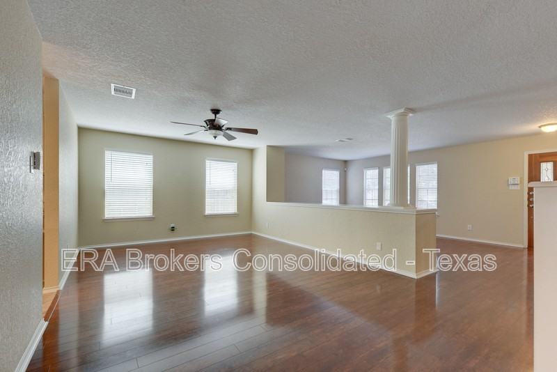 16734 Basin Oak - Photo 5 of 35