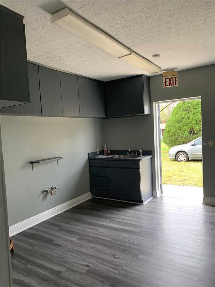 5405 Old Highway - Photo 4 of 11