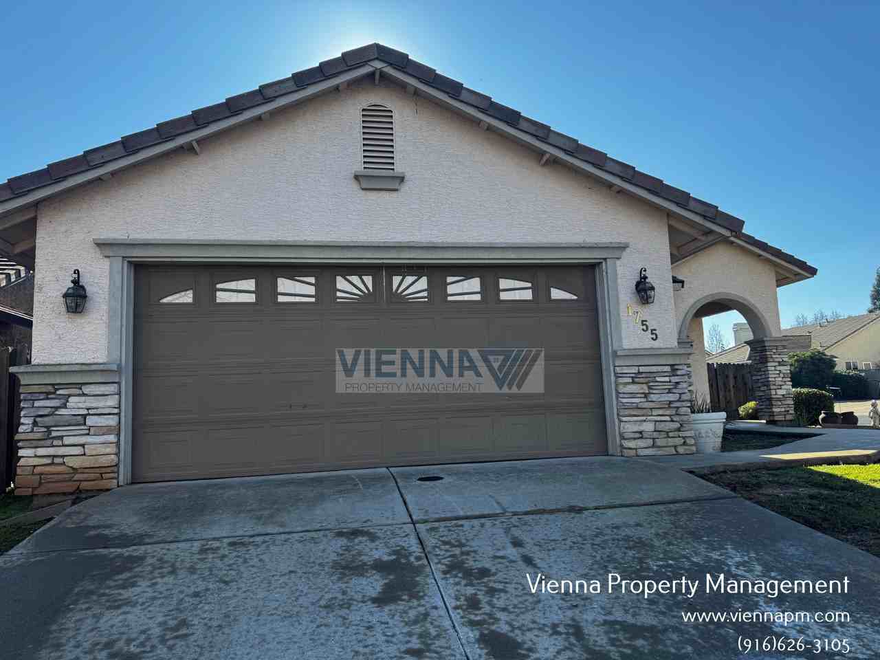 1755 El Camino Verde Dr - Photo 2 of 23