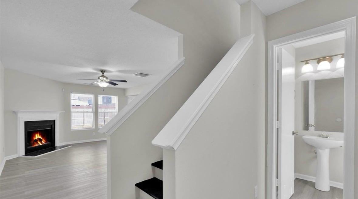 2707 Cochrane Dr - Photo 2 of 14