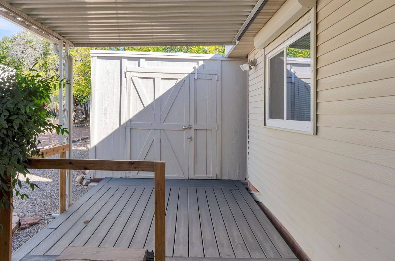 10684 N Stromboli Ave - Photo 4 of 25