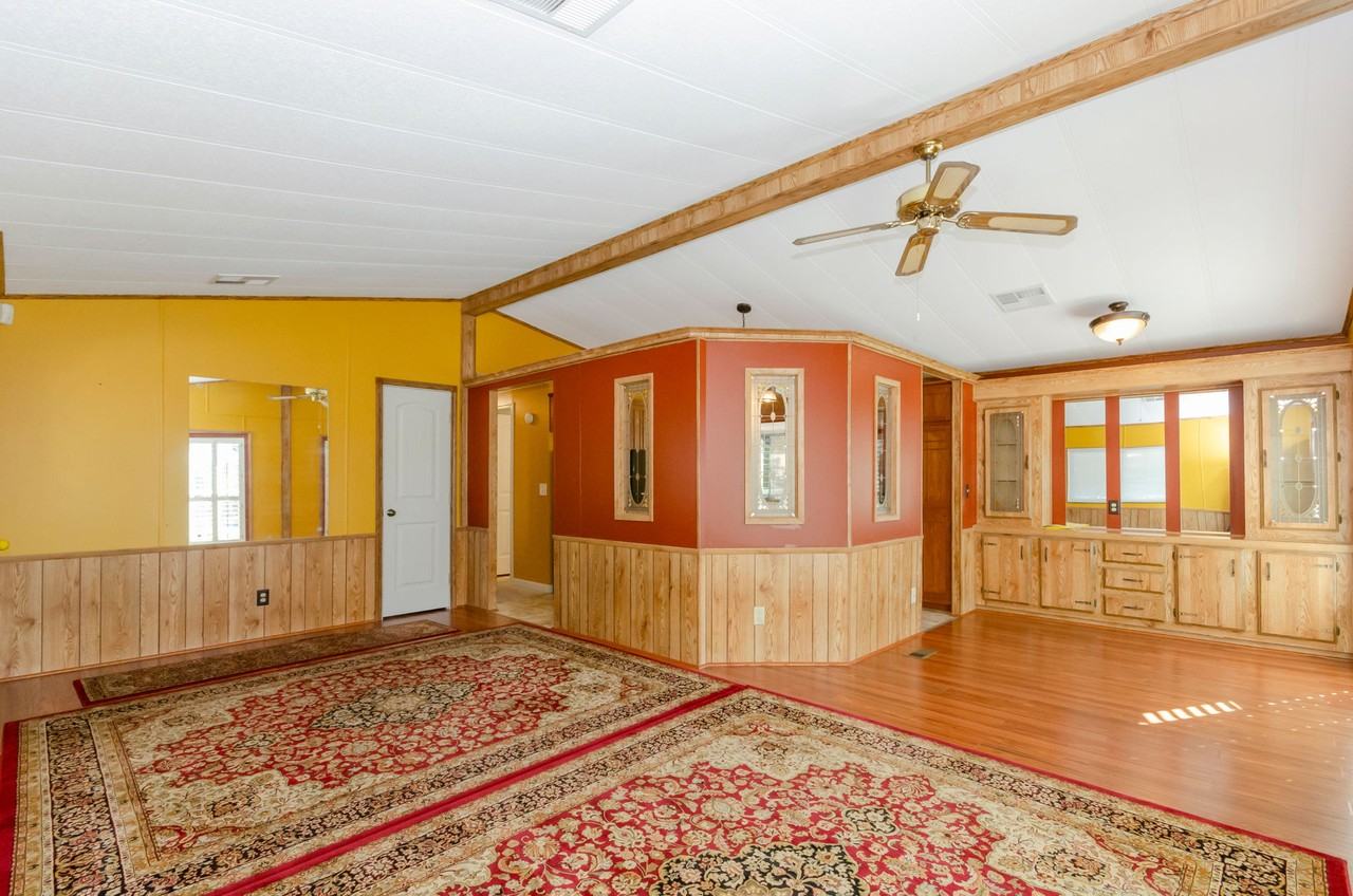 10684 N Stromboli Ave - Photo 6 of 25