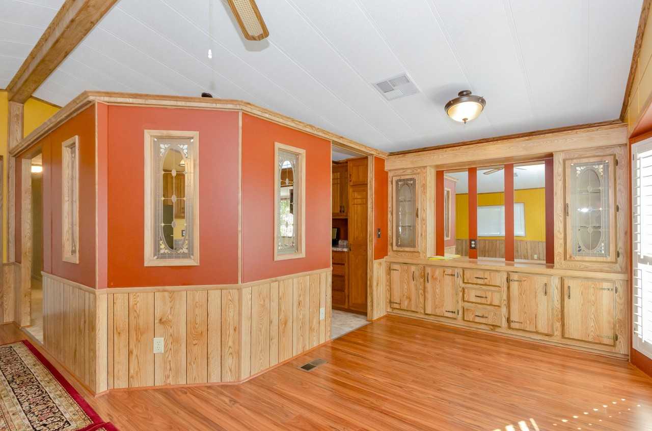 10684 N Stromboli Ave - Photo 6 of 27