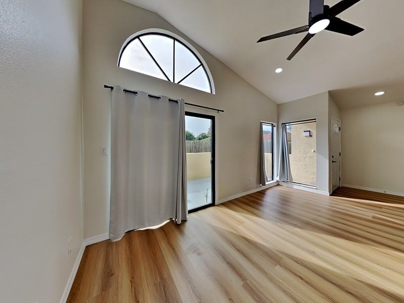 739 Golden Sunshine Cir - Photo 3 of 18