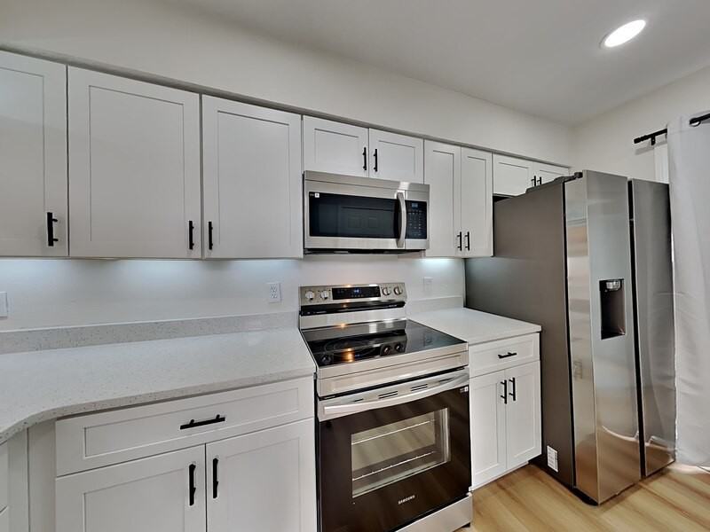 739 Golden Sunshine Cir - Photo 5 of 18