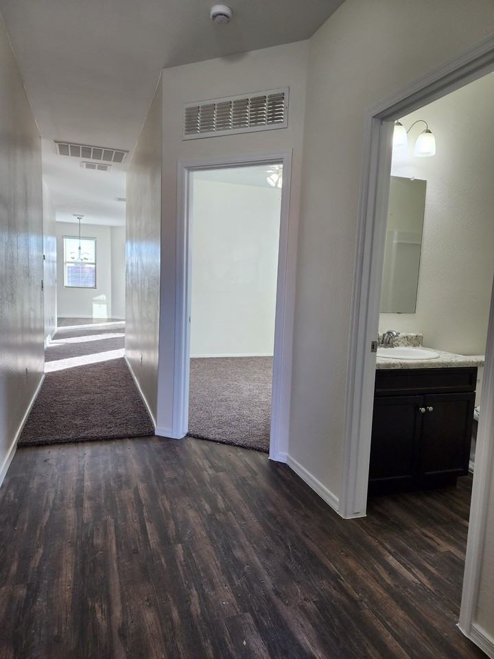 6199 S 252nd Dr - Photo 2 of 31