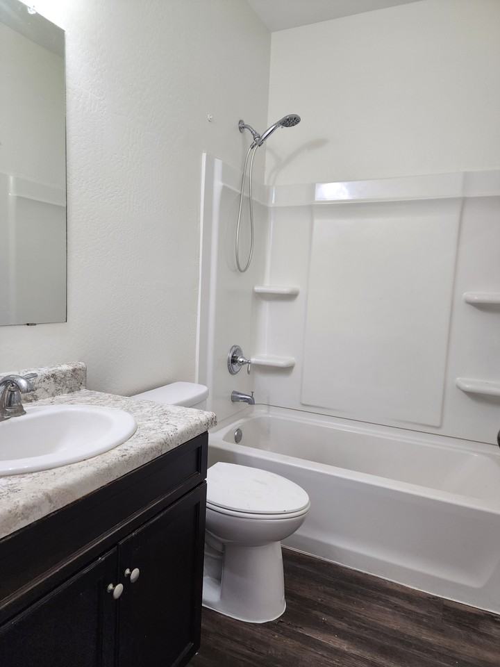 6199 S 252nd Dr - Photo 6 of 31