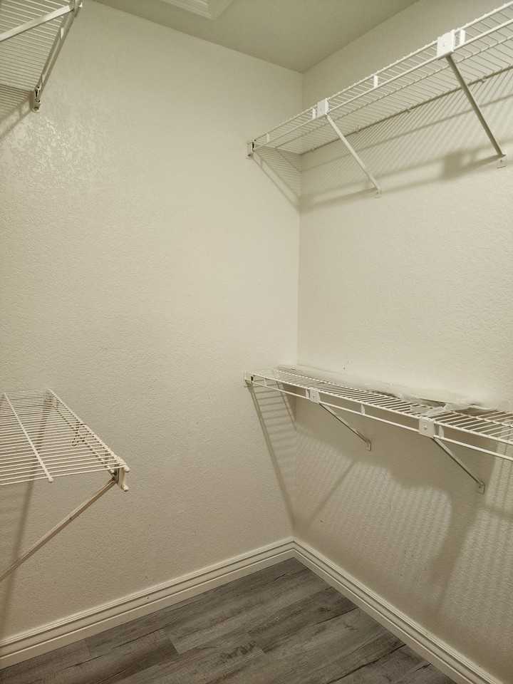 18209 N 17th Way - Photo 5 of 29