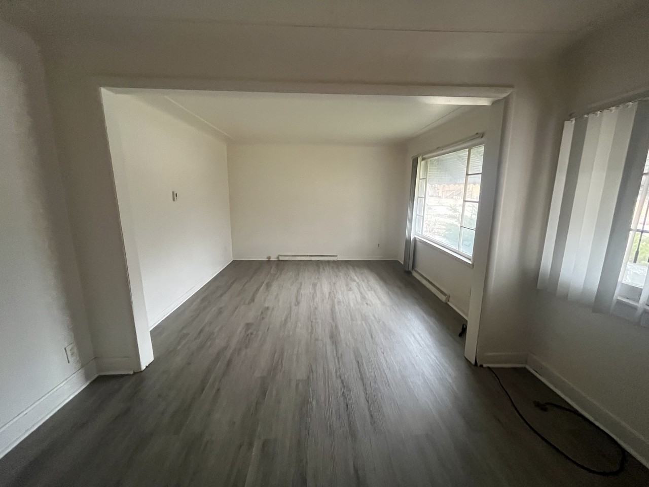 2120 Dyson St - Photo 5 of 14