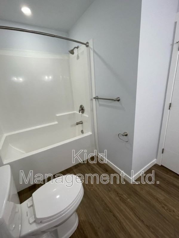 109 A - Photo 3 of 15