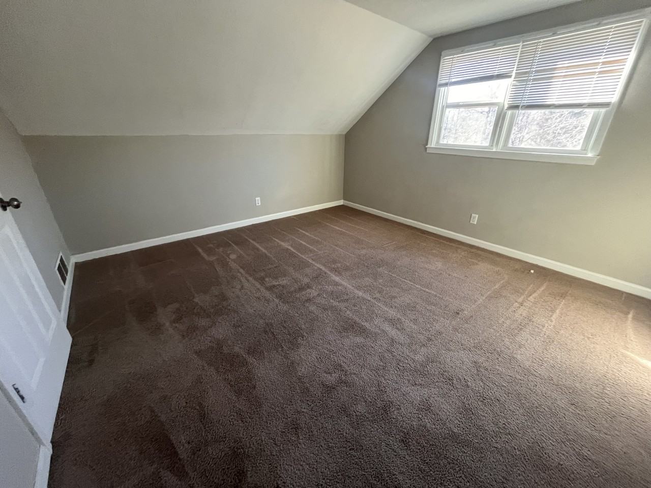 145 River Valley Dr - Photo 6 of 29