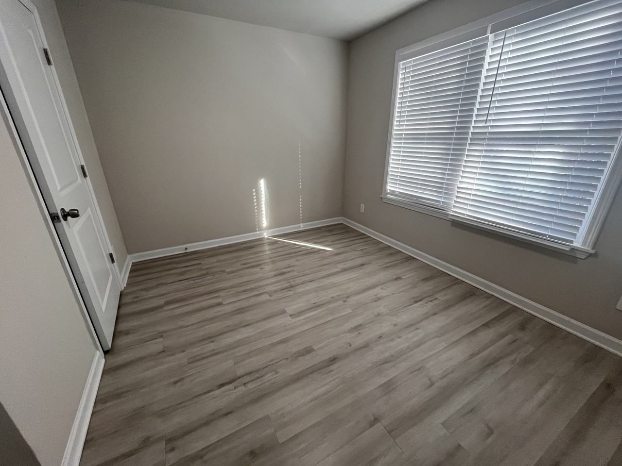 8332 Triple Crown Dr - Photo 5 of 29