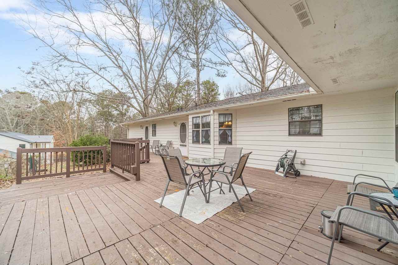 1496 Dooley Town Rd - Photo 3 of 27