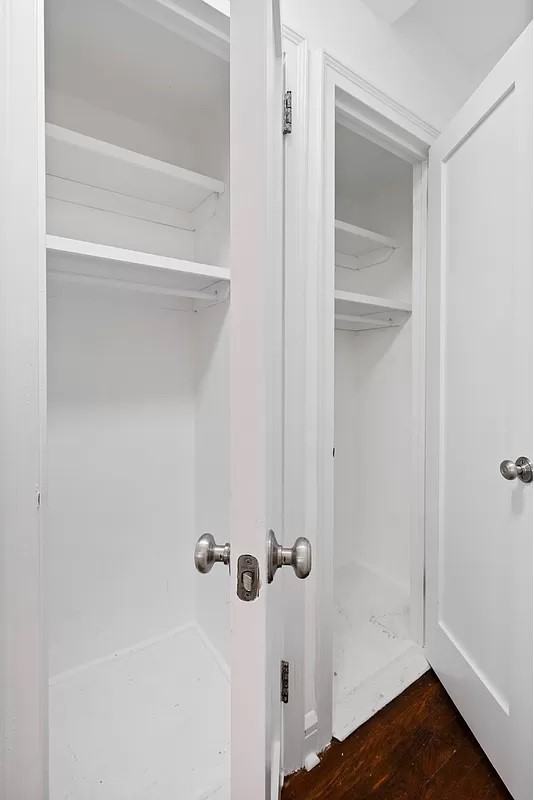 328 W 86th St #10B - Photo 4 of 5