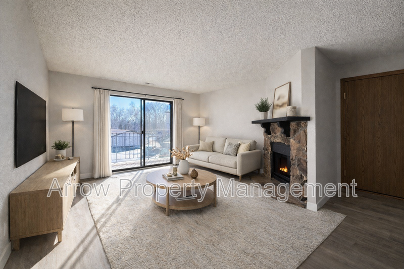 2354 N 44th St #18 - Photo 4 of 10