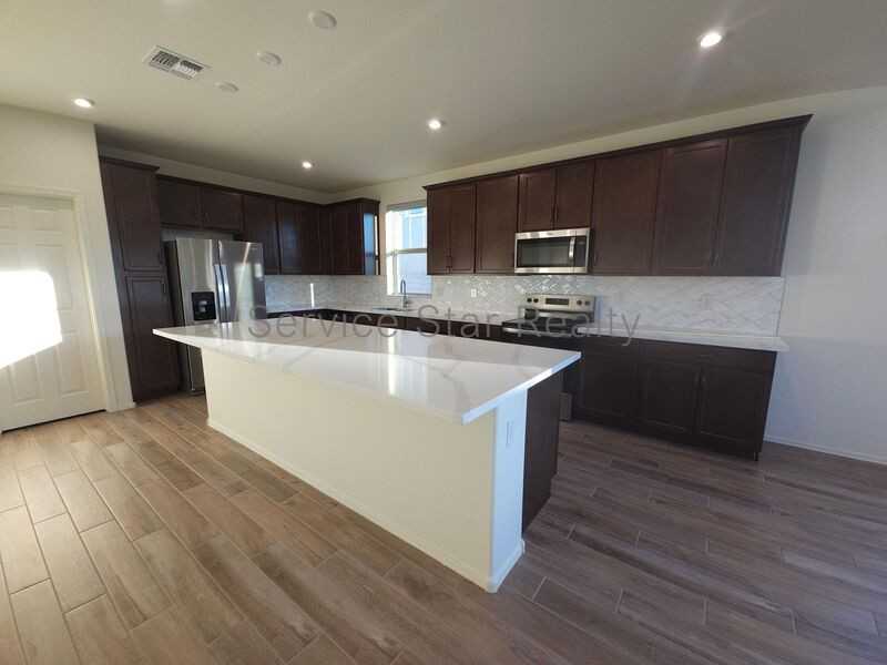 5884 N 193rd Dr - Photo 4 of 7