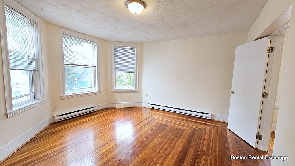 14 Garrison Ave #9 - Photo 3 of 13