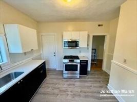 featured image of 6 Calder St #2