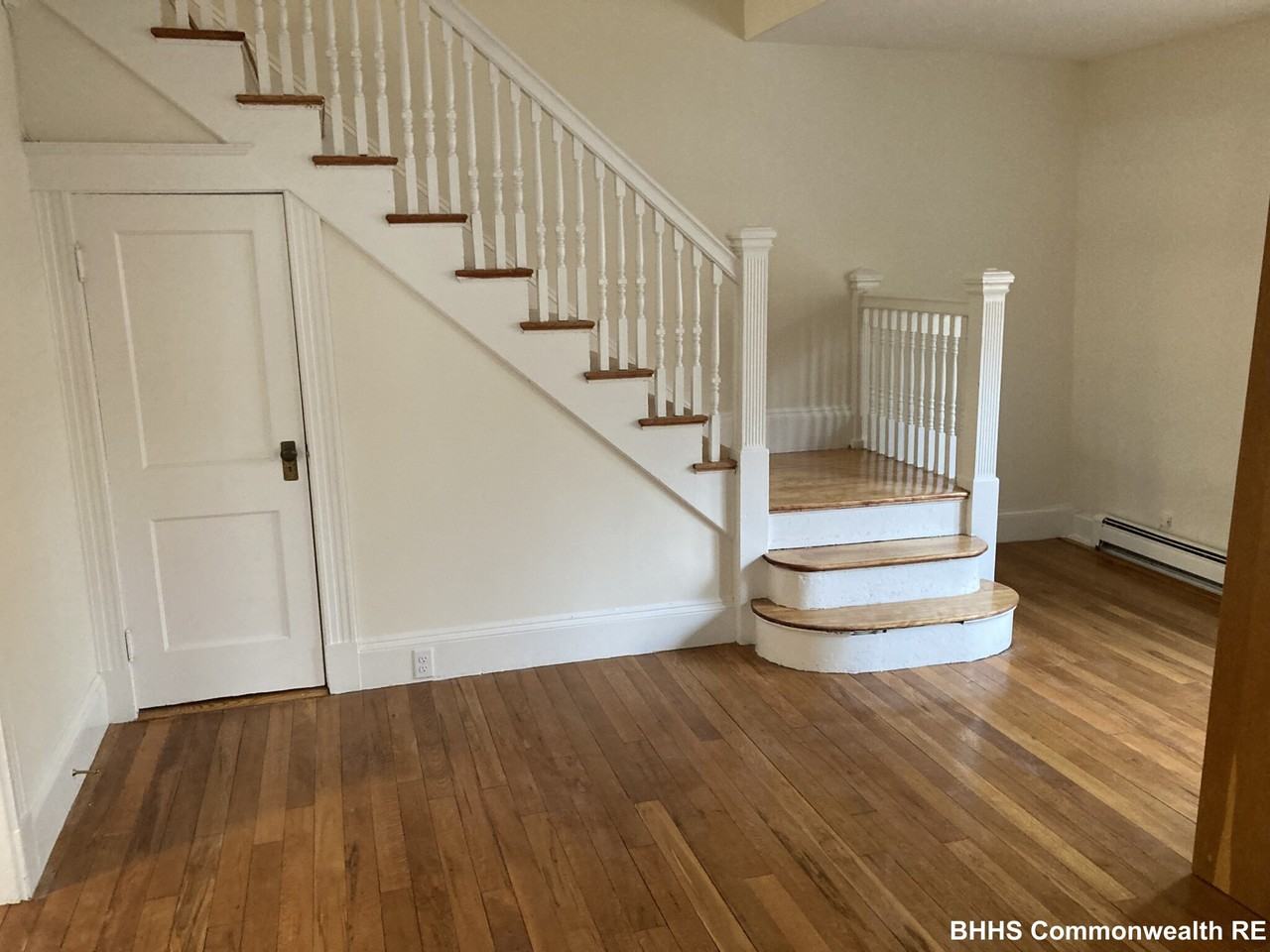 36 Park Ave - Photo 3 of 28