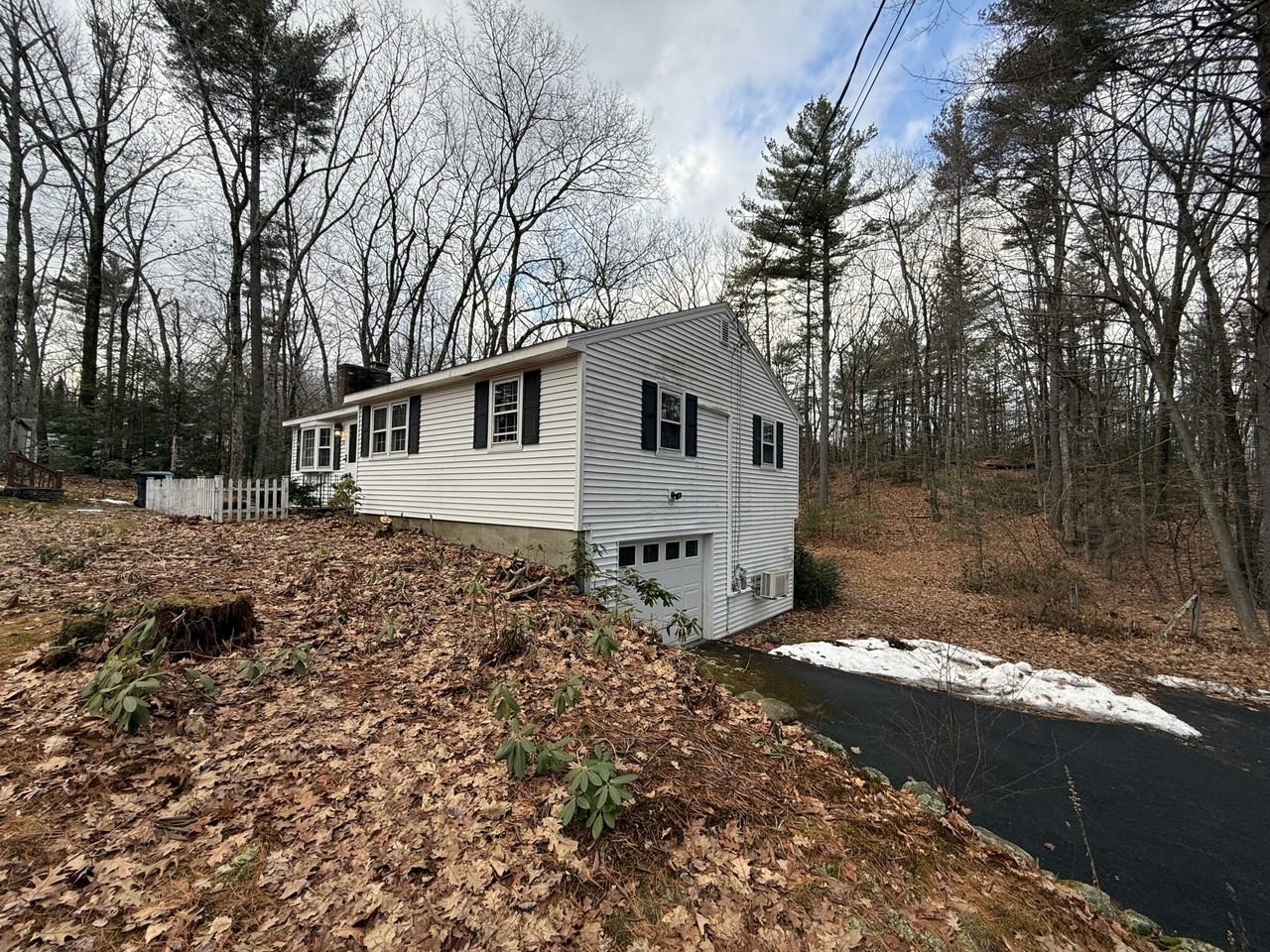 Holden Rd - Photo 2 of 14