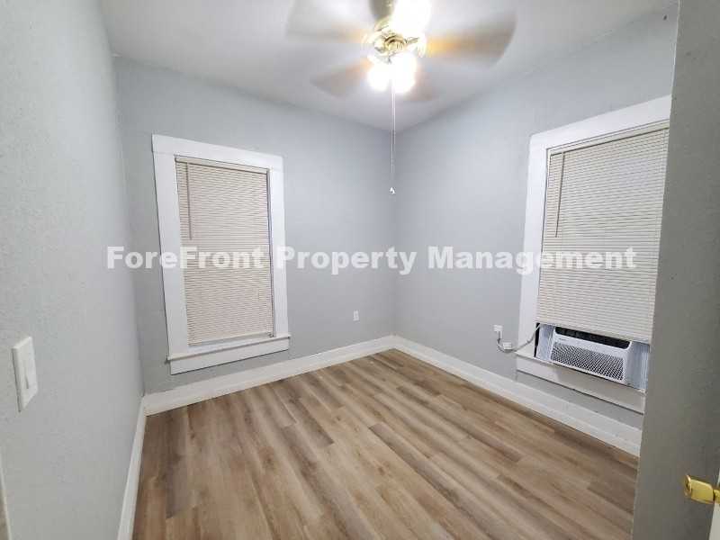 2318 Ruiz St - Photo 7 of 14