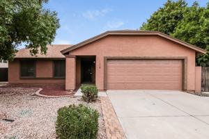 featured image of 1136 N Cottonwood Ct