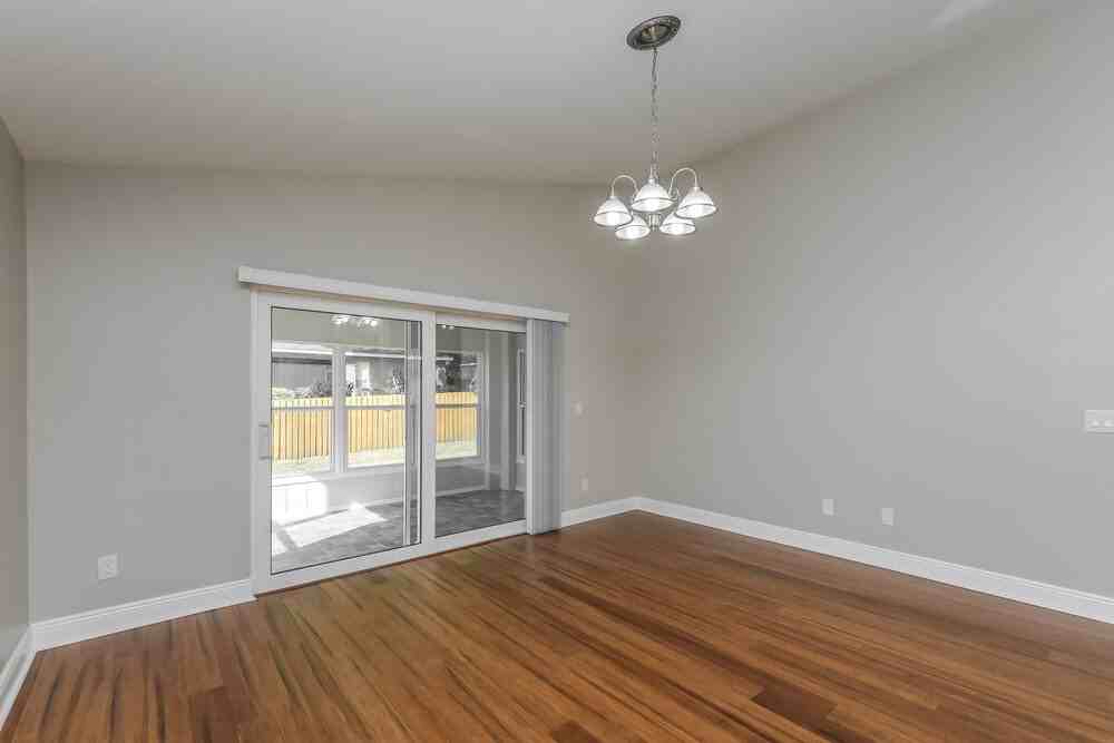 2936 Minuteman Ln - Photo 5 of 16