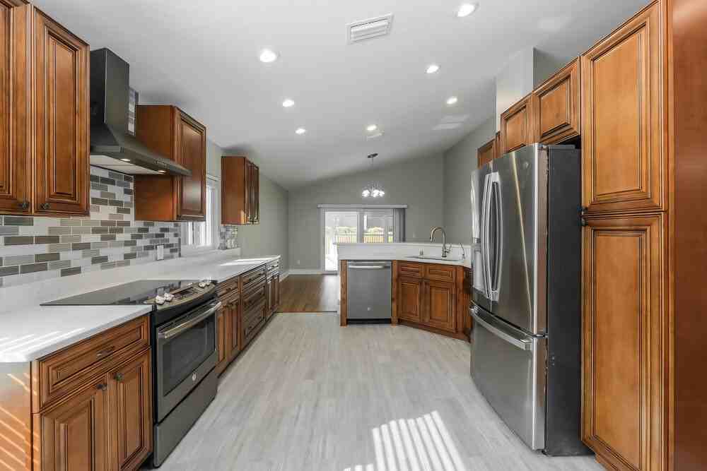 2936 Minuteman Ln - Photo 7 of 16