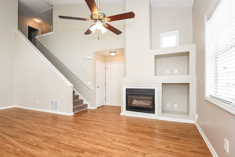 160 Windcroft Cir Nw - Photo 4 of 17