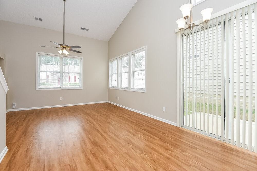 160 Windcroft Cir Nw - Photo 7 of 17