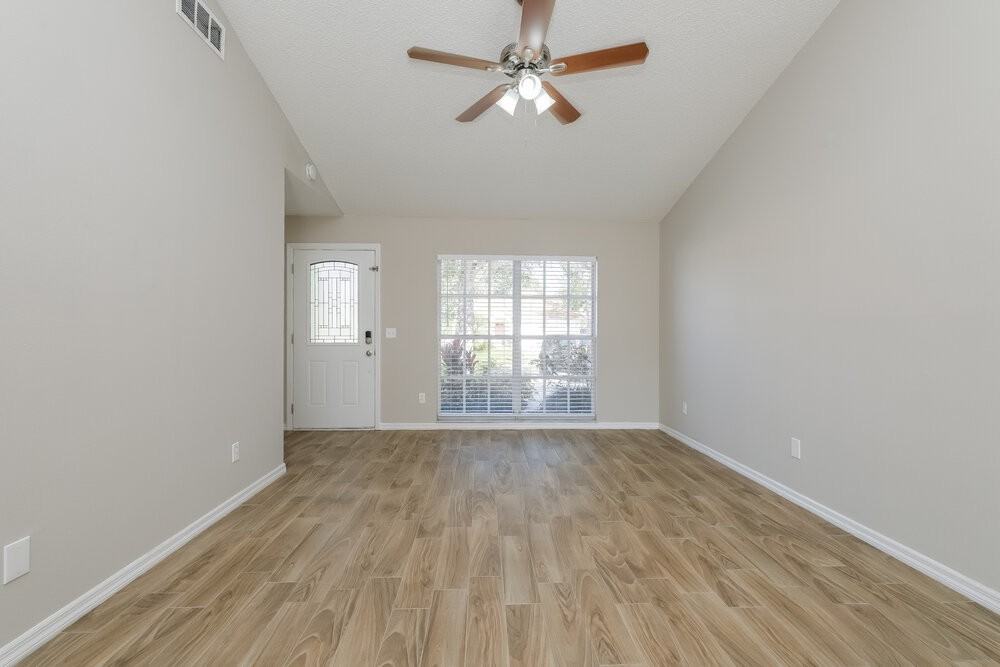 9715 Little Pond Way - Photo 4 of 16