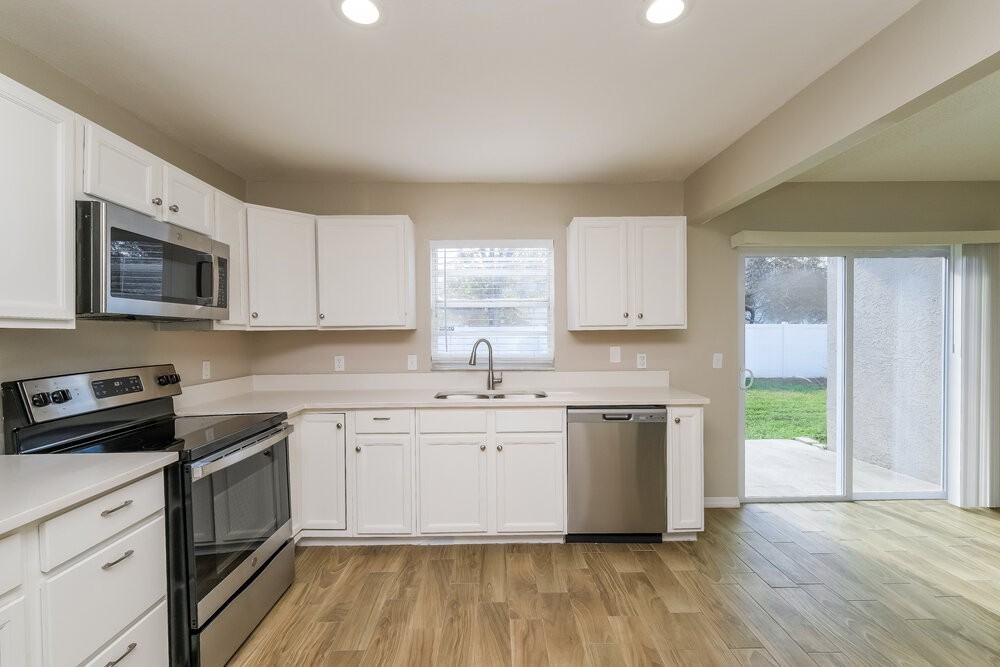 9715 Little Pond Way - Photo 7 of 16