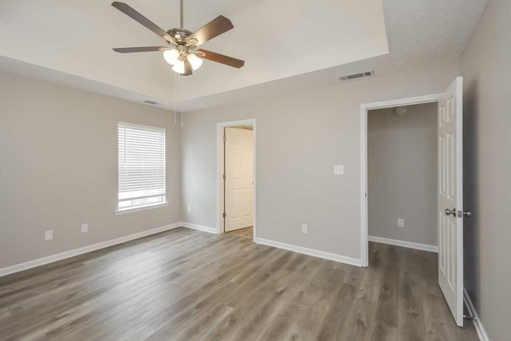 433 Summer Hill Cir - Photo 7 of 16