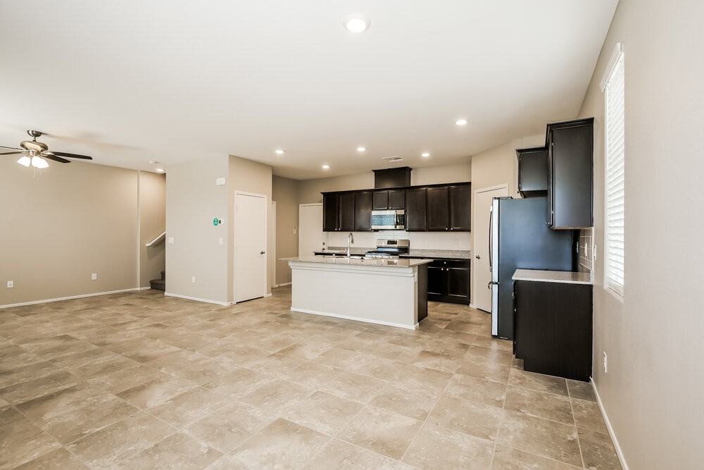 4397 Fire Glow Ave - Photo 6 of 17