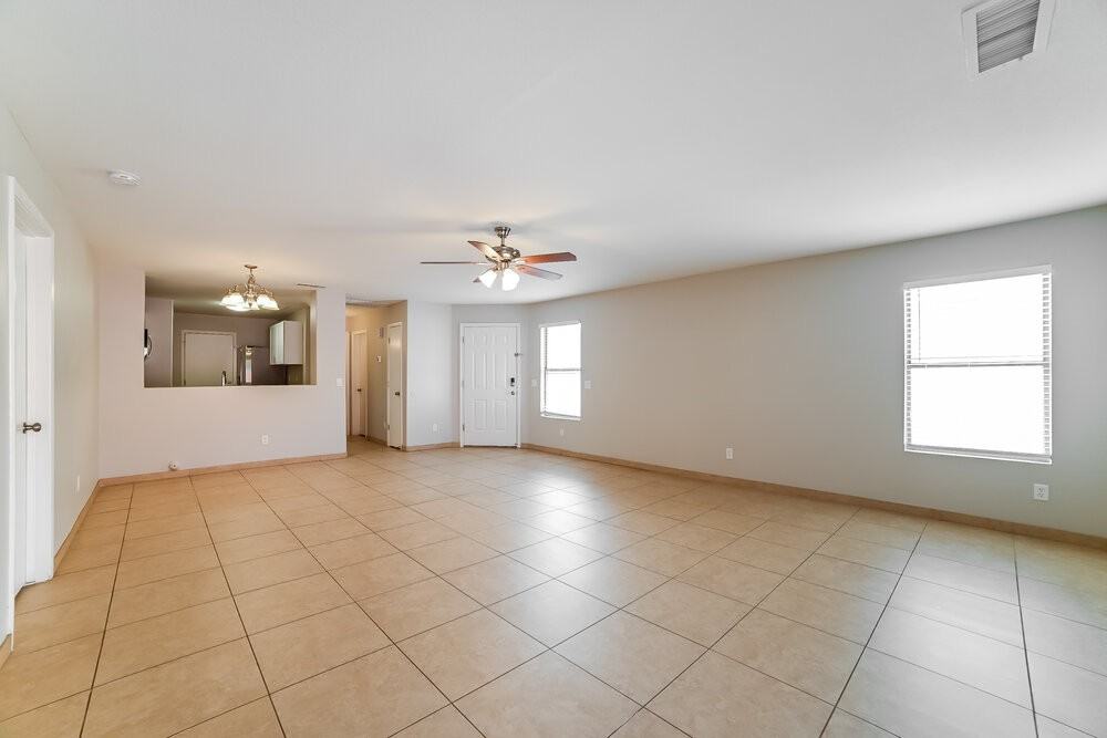 13766 W Elm St - Photo 3 of 16