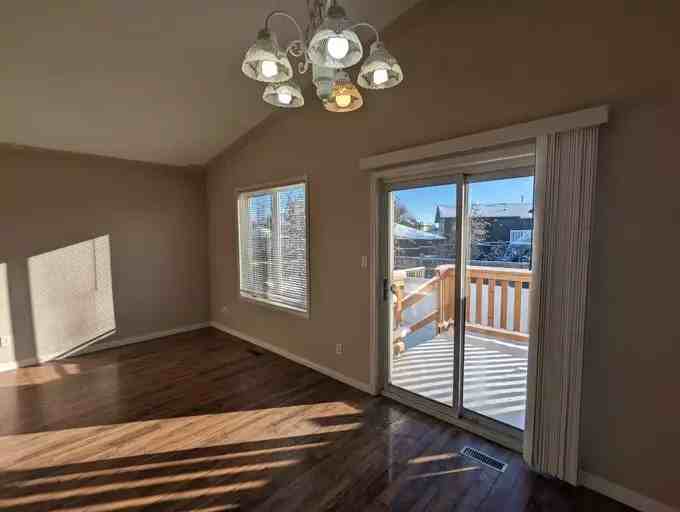 6265 Orr Dr - Photo 3 of 11