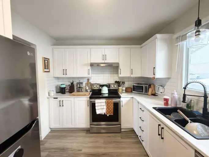 5 Coventry Cres - Photo 2 of 14