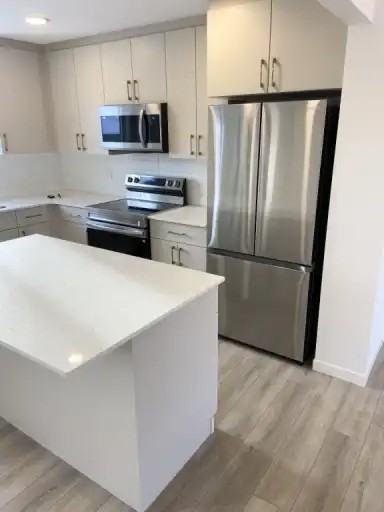 1245 Keswick Dr Sw #3 - Photo 2 of 22