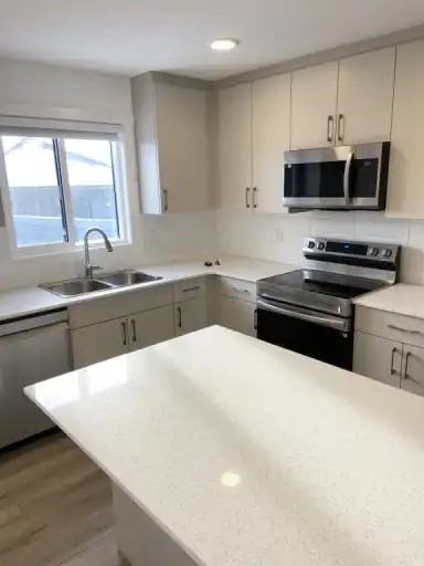 1245 Keswick Dr Sw #3 - Photo 3 of 22