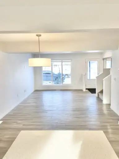 1245 Keswick Dr Sw #3 - Photo 4 of 22