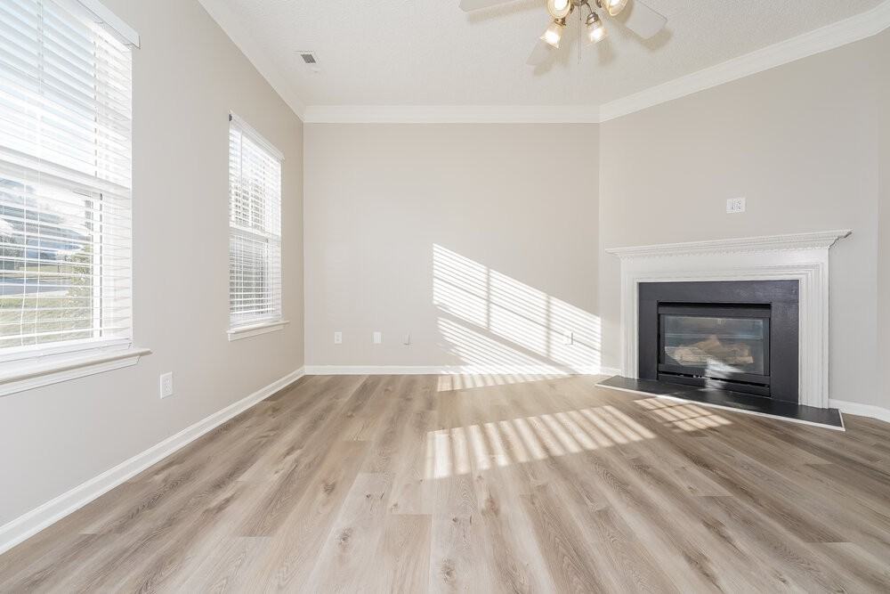 1029 Crestdale Crossing Dr - Photo 5 of 17