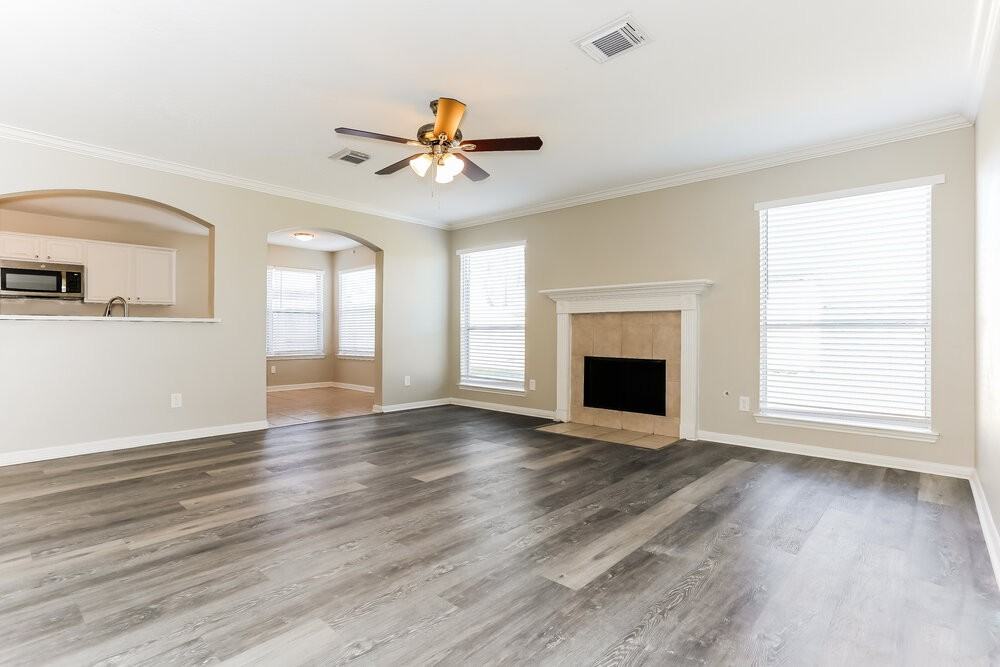 408 Cedar Branch Dr - Photo 4 of 17