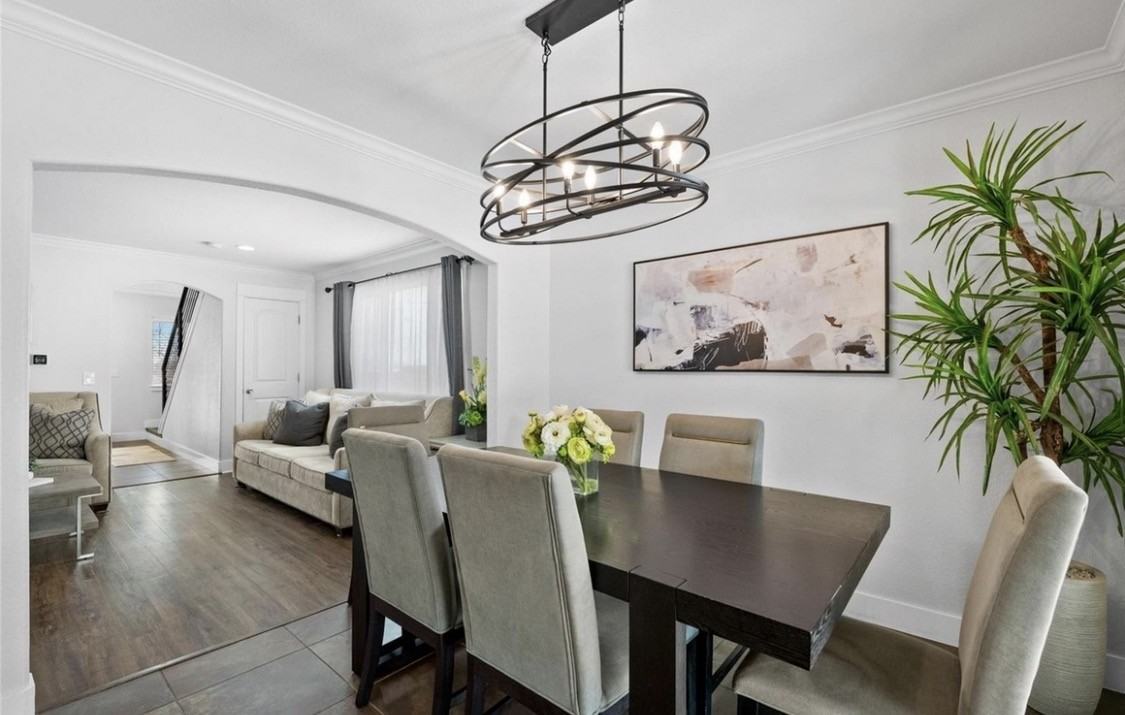 2182 W Warren Ave - Photo 3 of 12