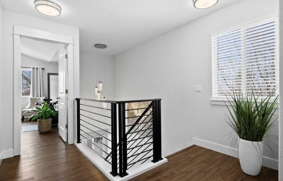 2182 W Warren Ave - Photo 6 of 12