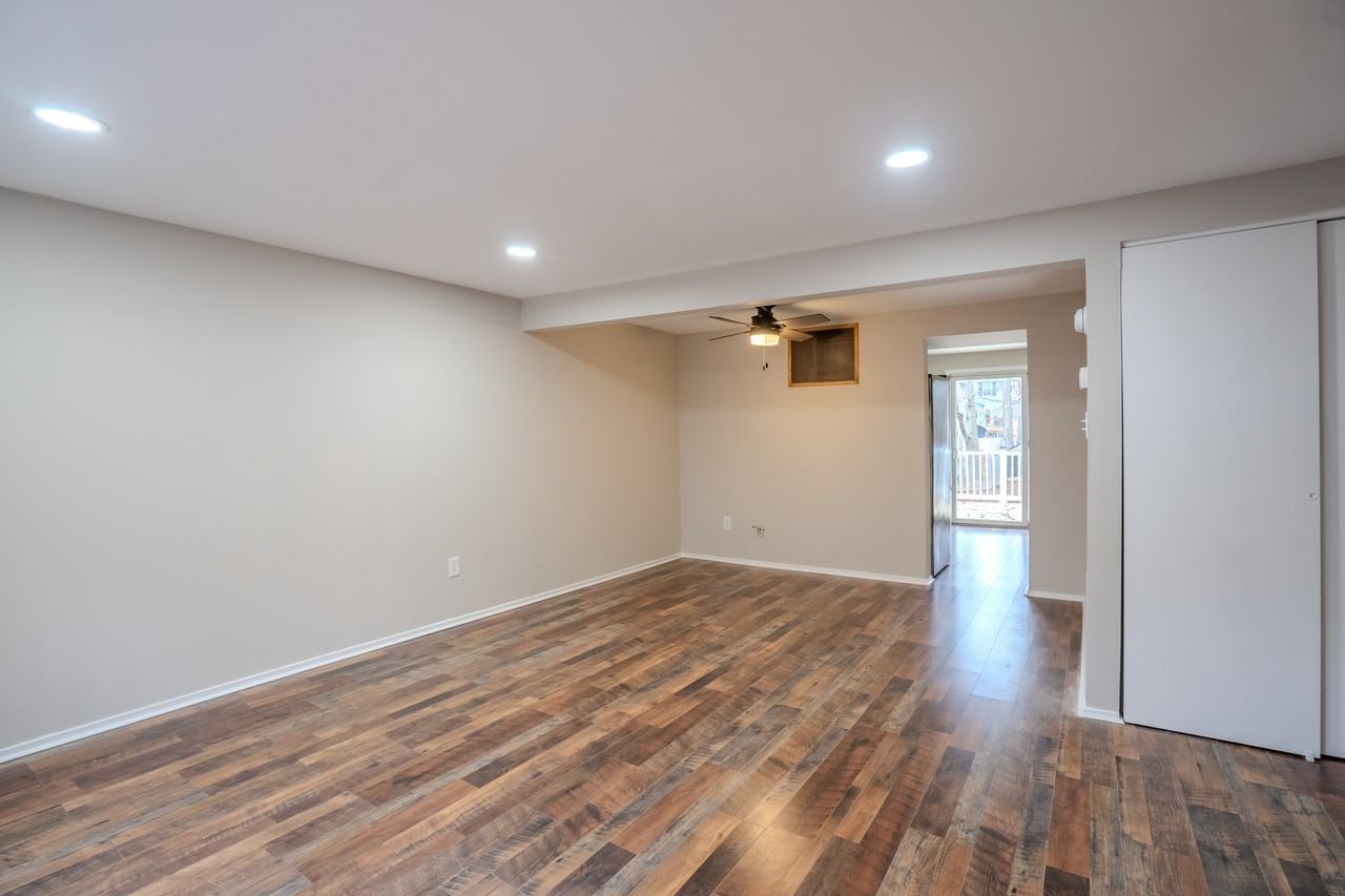 8505 Castlemill Cir #8505 - Photo 4 of 28